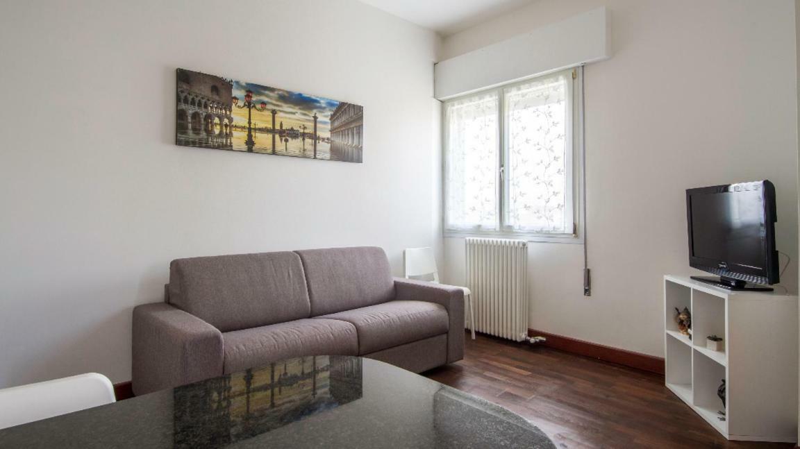 Piccolo flat near Venice Mestre Esterno foto